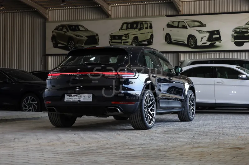 2019 بورش ماكان