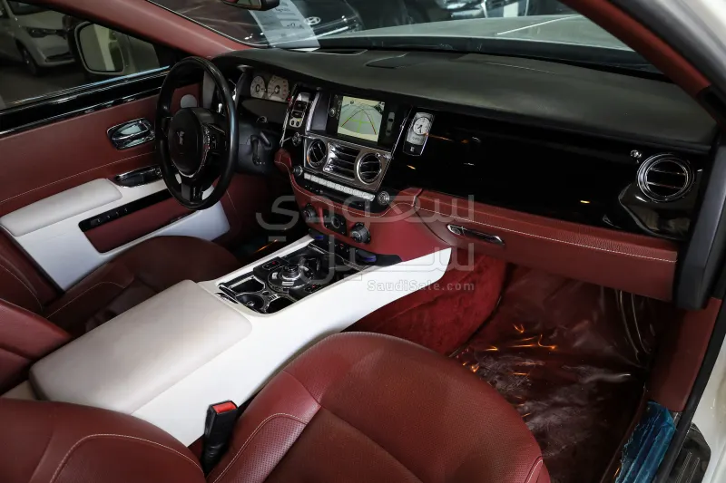 2011 رولز رويس قوست