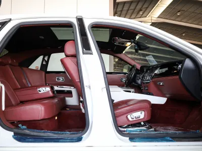 2011 رولز رويس قوست