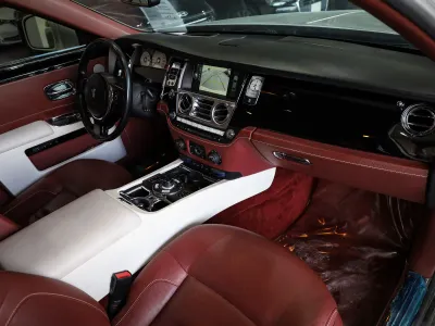 2011 رولز رويس قوست