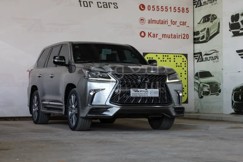 2018 لكزس إل إكس 570 اس