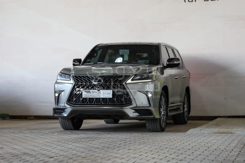 2018 لكزس إل إكس 570 اس