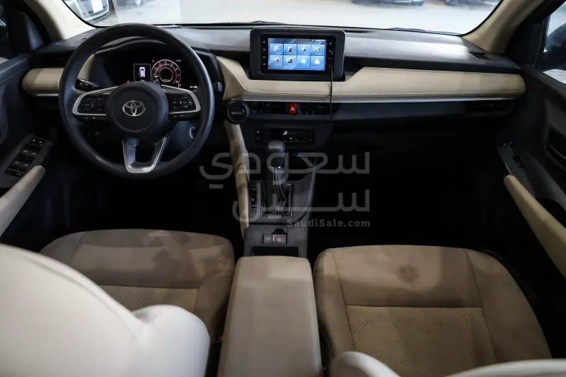 2024 تويوتا ياريس