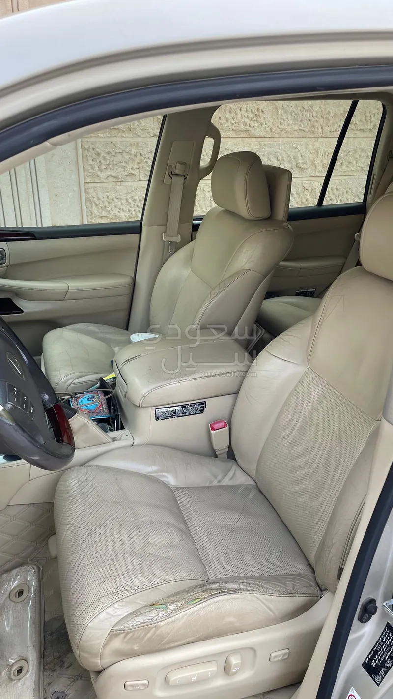 2013 لكزس إل إكس 570