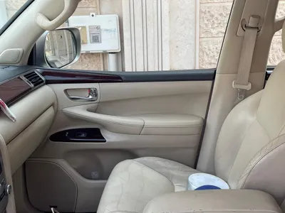 2013 لكزس إل إكس 570