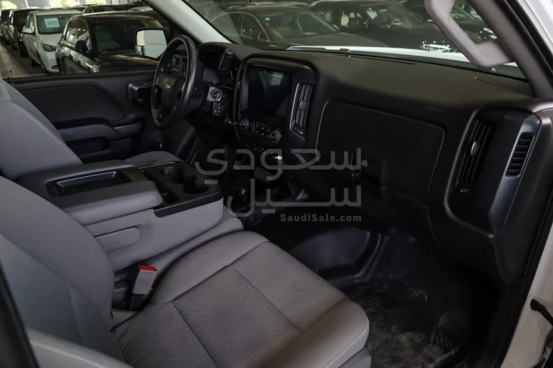 2017 شفروليه سلفرادو