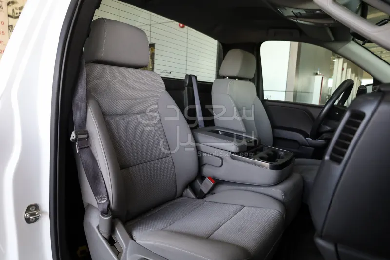 2017 شفروليه سلفرادو