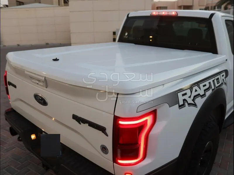 2017 فورد اف 150 رابتور