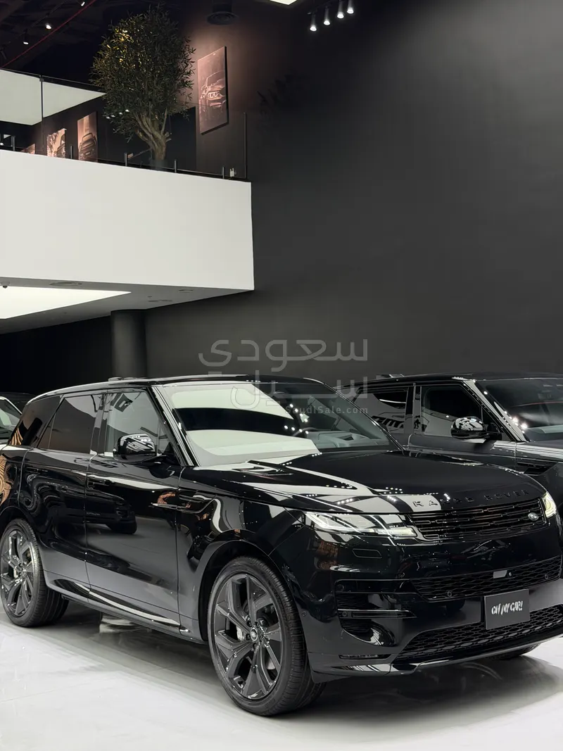 2025 لاند روفر رينج روفر سبورت اتش اس اي