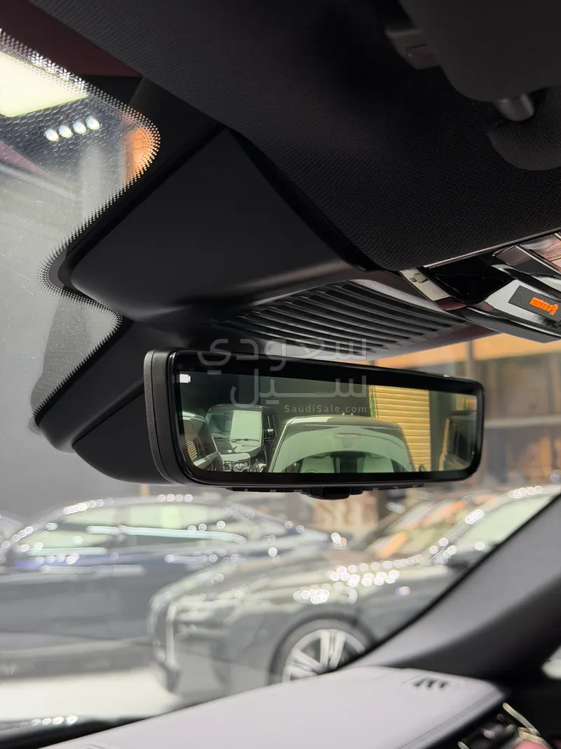 2025 لاند روفر رينج روفر سبورت اتش اس اي