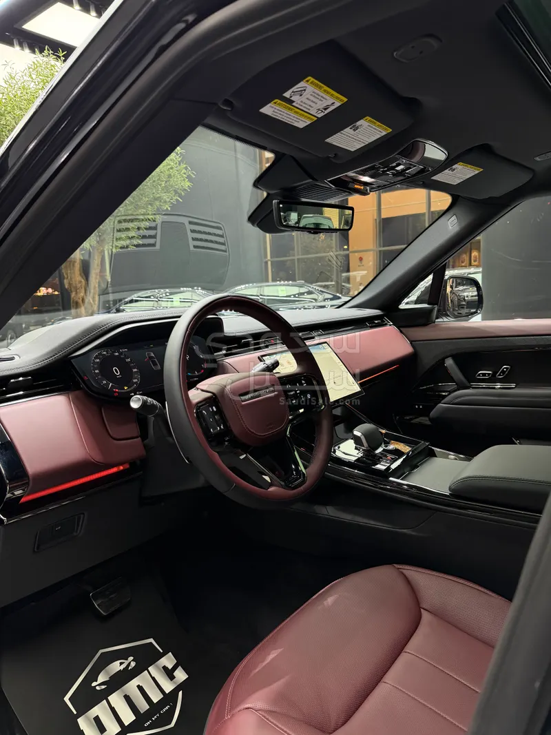 2025 لاند روفر رينج روفر سبورت اتش اس اي