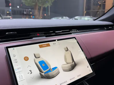 2025 لاند روفر رينج روفر سبورت اتش اس اي