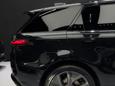 2025 لاند روفر رينج روفر سبورت اتش اس اي