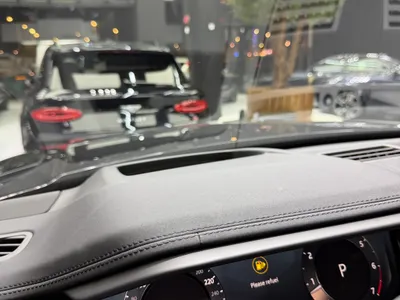 2025 لاند روفر رينج روفر سبورت اتش اس اي