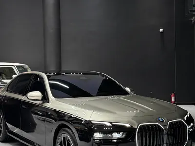 2025 بي ام دبليو الفئة السابعة 735أي