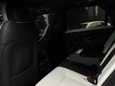 2025 لاند روفر رينج روفر سبورت اتش اس اي