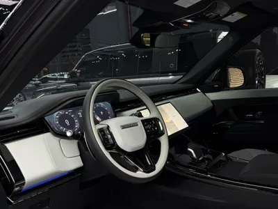 2025 لاند روفر رينج روفر سبورت اتش اس اي