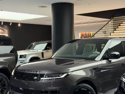 2025 لاند روفر رينج روفر سبورت اتش اس اي