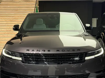 2025 لاند روفر رينج روفر سبورت اتش اس اي