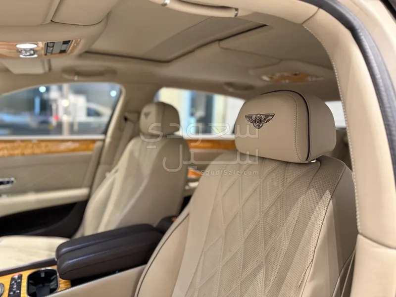 2014 بنتلي كونتيننتل فلاينج سبير