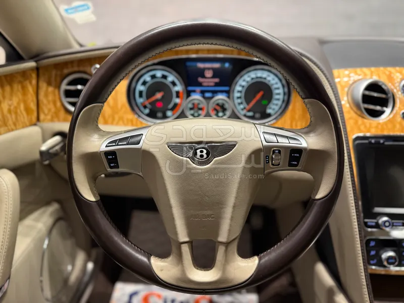 2014 بنتلي كونتيننتل فلاينج سبير
