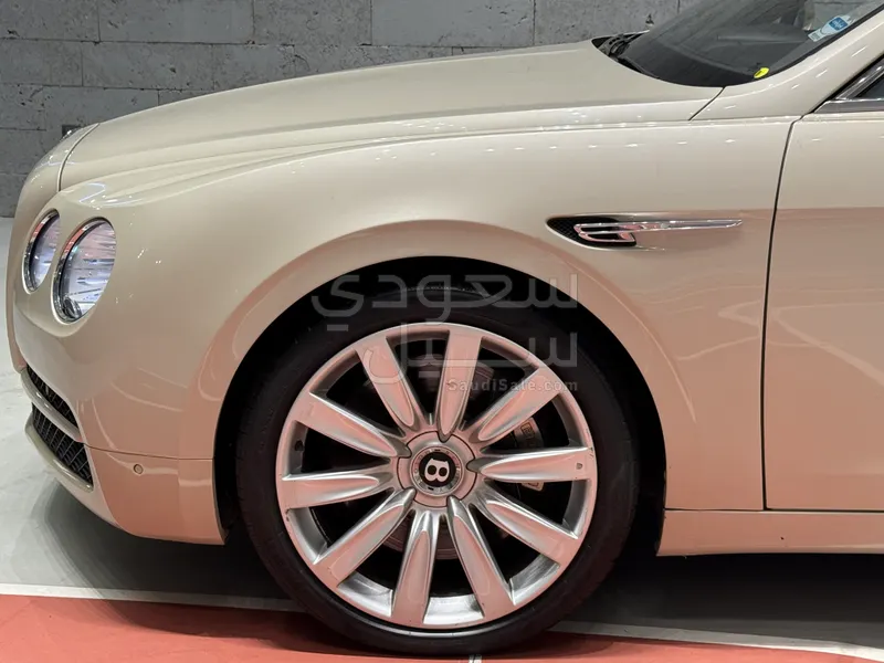 2014 بنتلي كونتيننتل فلاينج سبير