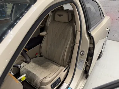 2014 بنتلي كونتيننتل فلاينج سبير