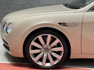 2014 بنتلي كونتيننتل فلاينج سبير