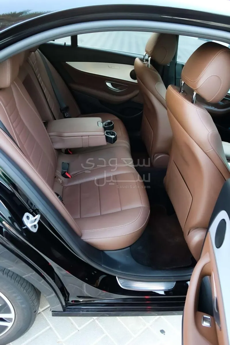 2021 مرسيدس - بنز إي 250