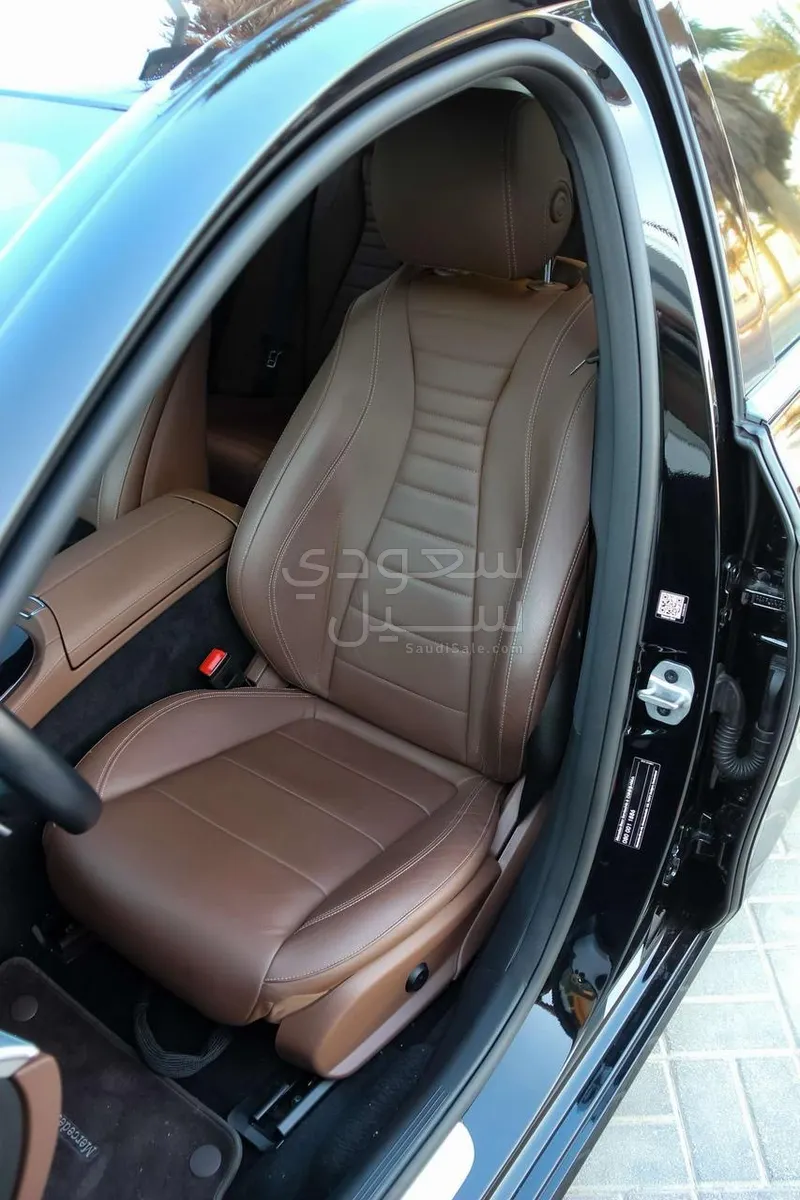 2021 مرسيدس - بنز إي 250