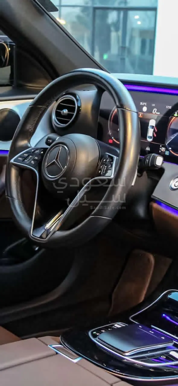 2021 مرسيدس - بنز إي 250