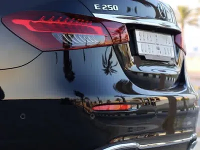 2021 مرسيدس - بنز إي 250