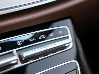 2021 مرسيدس - بنز إي 250