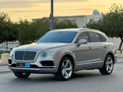 2017 بنتلي بنتايجا الاصدار الاول
