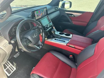 2023 لكزس إل إكس 600 إف