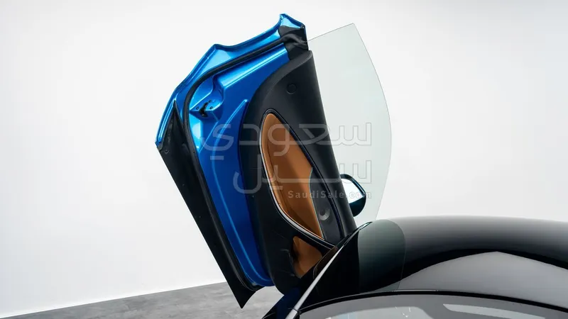 2023 مكلارين ارتورا