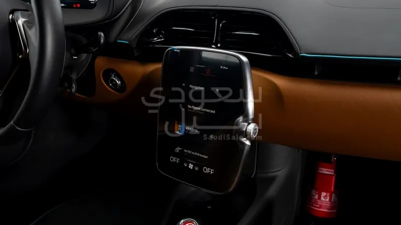 2023 مكلارين ارتورا