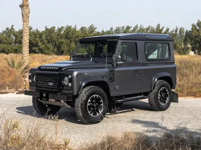 2016 لاند روفر ديفيندر 90