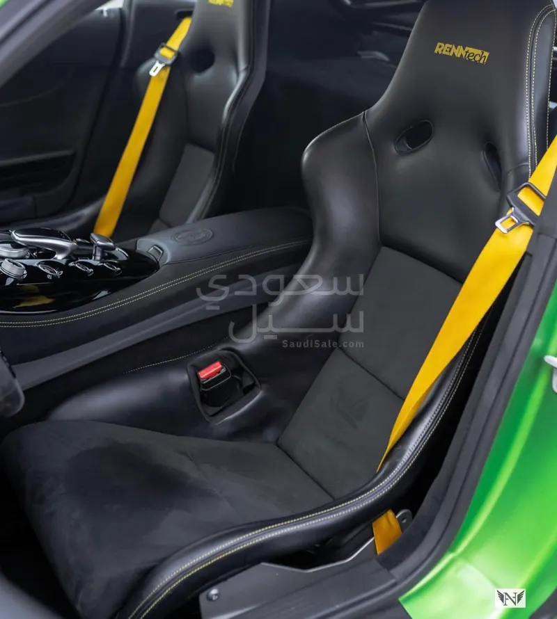 2018 مرسيدس - بنز جي تي أر أي إم جي