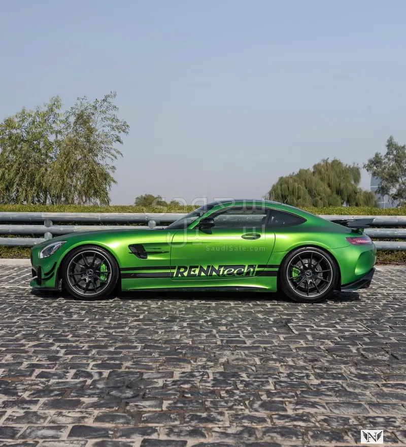 2018 مرسيدس - بنز جي تي أر أي إم جي