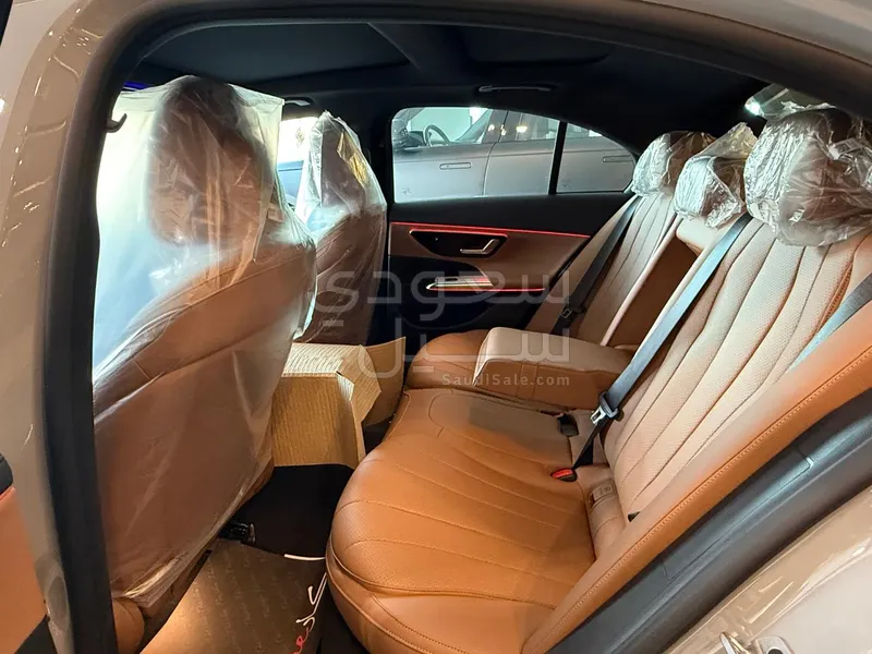 2026 مرسيدس - بنز إي 200 أي إم جي