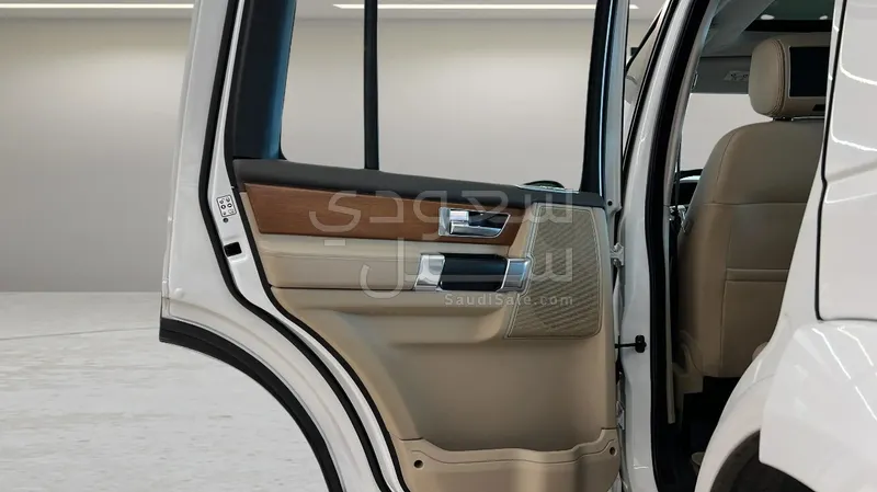 2016 Land Rover LR 4