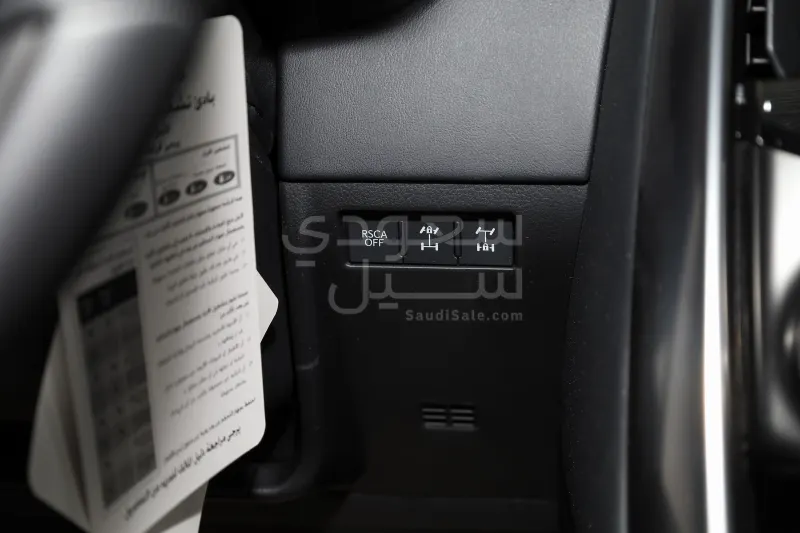 2025 لكزس إل إكس 600