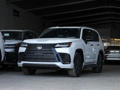 2025 لكزس إل إكس 600