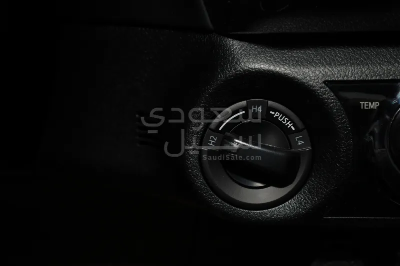 2025 تويوتا هاي لوكس غمارتين