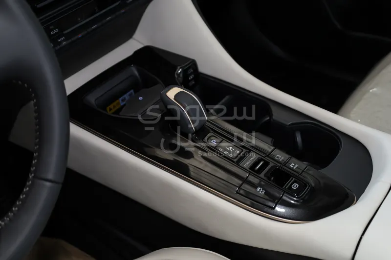 2026 تويوتا كراون