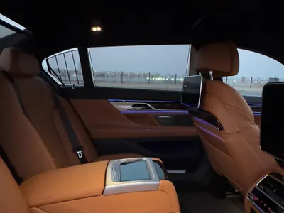 2021 بي ام دبليو الفئة السابعة 730 إل أي