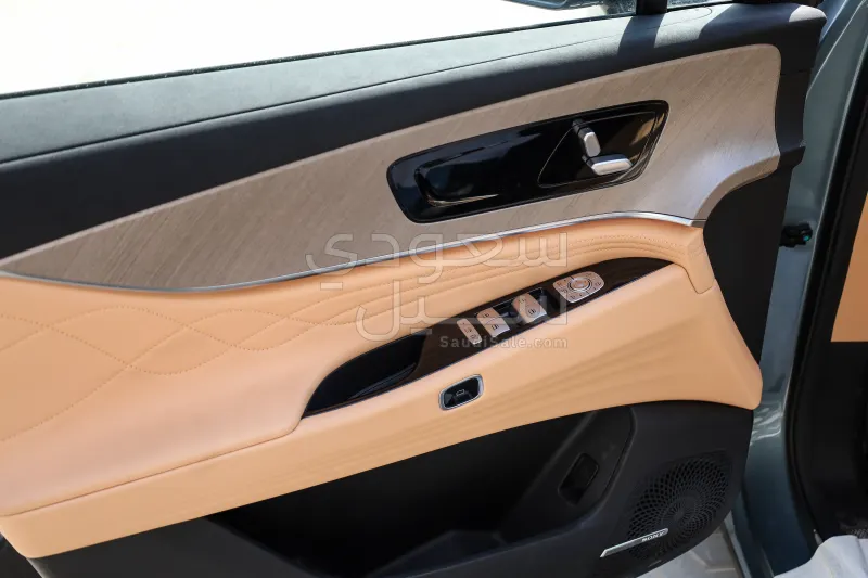 2026 شيري جاكو جي 8