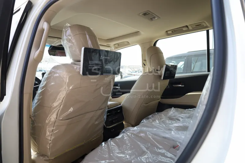 2026 تويوتا لاند كروزر جي اكس ار