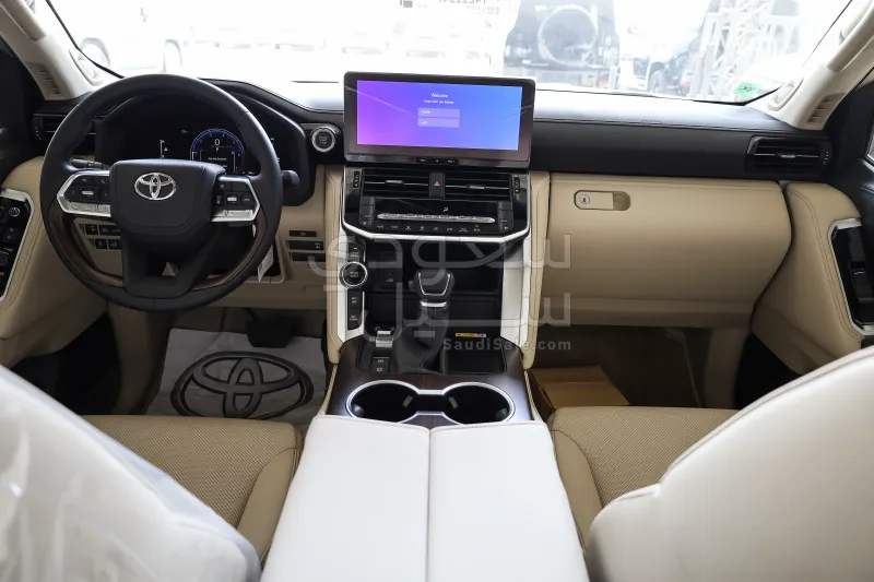 2026 تويوتا لاند كروزر جي اكس ار